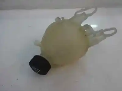 Second-hand car spare part coolant expansion tank for citroen c3 picasso 1.6 16v hdi oem iam references 96 526 212 80  2009