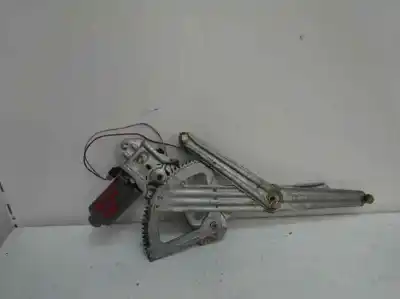 Peça sobressalente para automóvel em segunda mão elevador de vidros dianteiro direito por peugeot 205 berlina 1.8 diesel referências oem iam 