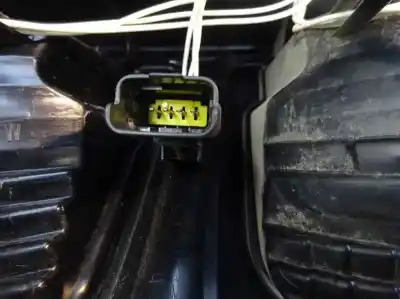 Автозапчасти б/у правый задний фонарь за citroen c3 picasso 1.6 16v hdi ссылки oem iam 9681749180  2009