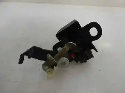 Автозапчастина б/у замок багажника / ворот для volkswagen caddy ka/kb (2c) 1.6 tdi посилання на oem iam   2011