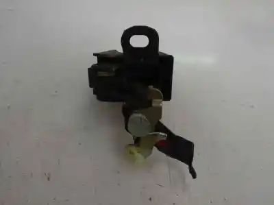 Автозапчастина б/у замок багажника / ворот для volkswagen caddy ka/kb (2c) 1.6 tdi посилання на oem iam   2011