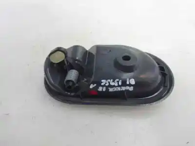 Second-hand car spare part interior left front handle for dacia dokker 1.5 dci diesel fap cat oem iam references   2013