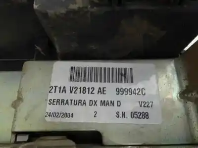 İkinci el araba yedek parçası sag ön kapi kilidi için ford transit connect (tc7) 1.8 tdci cat oem iam referansları 2t1a v21812 ae  2004 İkinci el araba yedek parçası sag ön kapi kilidi için ford transit connect (tc7) 1.8 tdci cat oem iam referansları 2t1a v21812 ae  2004