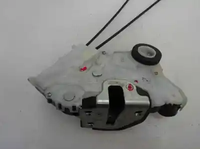 Peça sobressalente para automóvel em segunda mão fechadura da porta dianteira direita por toyota yaris 1.0 cat referências oem iam 