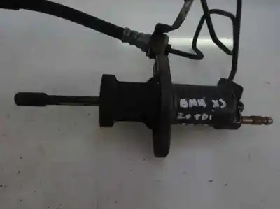 Pièce détachée automobile d'occasion pompe d'embrayage pour bmw x3 (e83) 2.0d références oem iam   2004