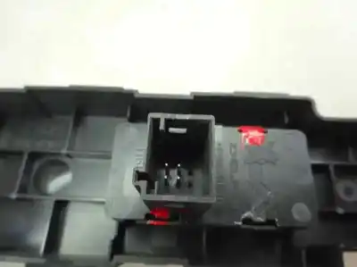 Peça sobressalente para automóvel em segunda mão botão / interruptor elevador vidro dianteiro direito por peugeot 308 ii cc referências oem iam   2013