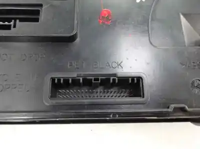 Second-hand car spare part fuse box unit for renault laguna coupe base oem iam references 284b17529r  2011