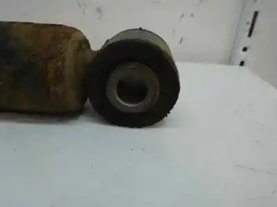 Second-hand car spare part rear shock absorber for renault clio iv 0.9 oem iam references   2013