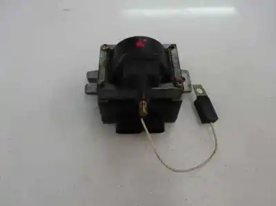 Pièce détachée automobile d'occasion BOBINE D'ALLUMAGE pour RENAULT 19 (B/C/L53)  Références OEM IAM 7700 732 263  1995
