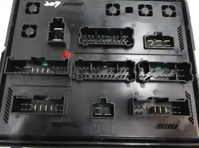 Second-hand car spare part fuse box unit for ssangyong rexton 2.7 turbodiesel cat (euro 4) oem iam references y220-edp  2006