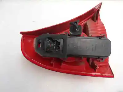 Автозапчастина б/у правий ліхтар для renault clio ii fase ii (b/cb0) 1.2 посилання на oem iam   2003