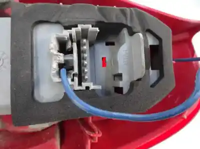 Pezzo di ricambio per auto di seconda mano lampada posteriore sinistra per renault clio ii fase i (b/cbo) 1.4 alize 75 cv / 55 kw riferimenti oem iam   1998