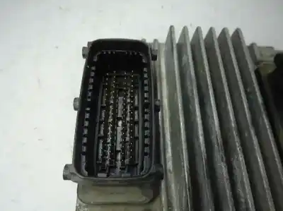 Peça sobressalente para automóvel em segunda mão centralina de motor uce por opel combo 1.7 16v dti cat (y 17 dt / lr6) referências oem iam 12212819  2002