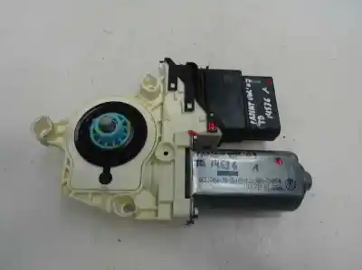 Автозапчасти б/у мотор заднего правого стекла за volkswagen passat variant (3c5) 2.0 tdi ссылки oem iam 1k0 959 704 p Автозапчасти б/у мотор заднего правого стекла за volkswagen passat variant (3c5) 2.0 tdi ссылки oem iam 1k0 959 704 p