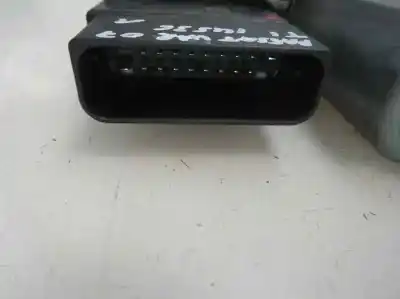 Автозапчастина б/у двиг скла задне ліво для volkswagen passat variant (3c5) 2.0 tdi посилання на oem iam   2007 Автозапчастина б/у двиг скла задне ліво для volkswagen passat variant (3c5) 2.0 tdi посилання на oem iam   2007