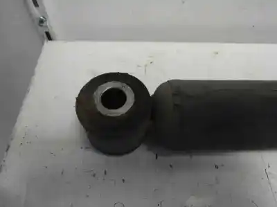 Peça sobressalente para automóvel em segunda mão amortecedor traseiro por renault clio iii 1.5 dci diesel 68 cv / 50 kw referências oem iam   2007