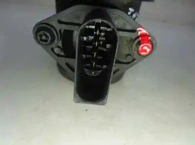 Pezzo di ricambio per auto di seconda mano misuratore di flusso per skoda fabia (6y2/6y3) 1.4 tdi cat (amf) riferimenti oem iam 038 906 461 b  2004