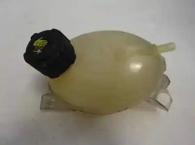 Second-hand car spare part coolant expansion tank for renault clio iv 1.5 dci diesel fap oem iam references 