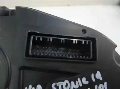 Peça sobressalente para automóvel em segunda mão quadrante por kia stonic (ybcuv) 1.0 tgdi cat referências oem iam 94003-h8300  2019