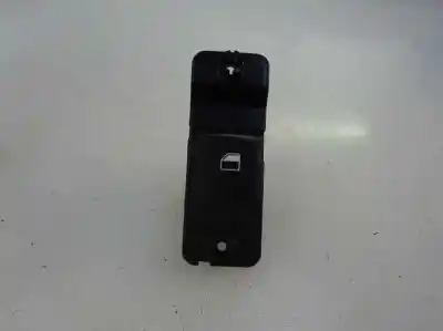 Peça sobressalente para automóvel em segunda mão botão / interruptor elevador vidro traseiro direito por kia stonic (ybcuv) 1.0 tgdi cat referências oem iam 93590-h8000wk