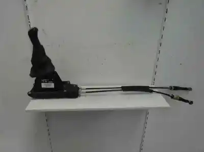 Second-hand car spare part gear lever for dacia duster (hs_) 1.6 16v oem iam references 8200760429 d