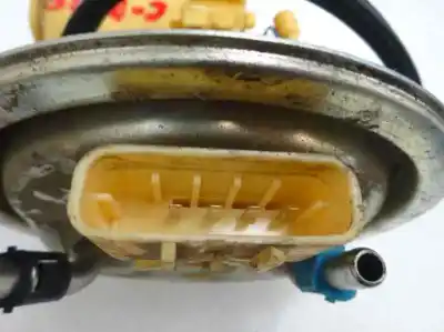 Second-hand car spare part fuel pump for opel corsa c 1.3 16v cdti cat (z 13 dt / ln9) oem iam references   2004