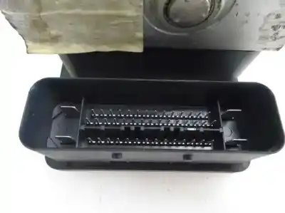 Pezzo di ricambio per auto di seconda mano abs per ford focus lim. (cb4) 1.6 tdci cat riferimenti oem iam 8m51-2c405-ca  2010