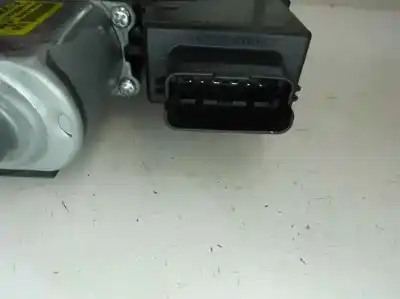Second-hand car spare part right front window motor for kia ceed 1.6 crdi cat 128 cv / 94 kw oem iam references 82460-a2010  2014 Second-hand car spare part right front window motor for kia ceed 1.6 crdi cat 128 cv / 94 kw oem iam references 82460-a2010  2014