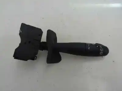 Pezzo di ricambio per auto di seconda mano  per RENAULT CLIO II FASE II (B/CB0)  Riferimenti OEM IAM   2004