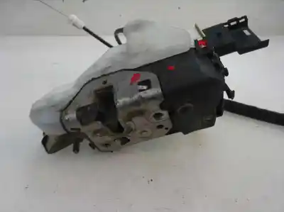 Peça sobressalente para automóvel em segunda mão fechadura da porta dianteira esquerda por citroen c3 lx referências oem iam 