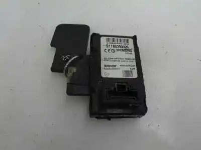 Автозапчастина б/у стартер для RENAULT SCENIC II 1.9 dCi Diesel Посилання на OEM IAM 8200125077  2003