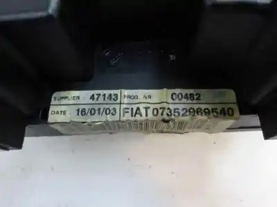 Second-hand car spare part multifunction switch for fiat stilo multi wagon (192) 1.6 16v oem iam references 07352969540  2002