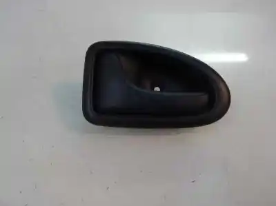 Peça sobressalente para automóvel em segunda mão Puxador Interior Traseiro Esquerdo por RENAULT CLIO II FASE I (B/CBO) 1.2 Referências OEM IAM   2001