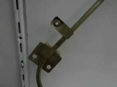 Second-hand car spare part passenger side right window regulator for seat marbella 0.9 oem iam references   1990