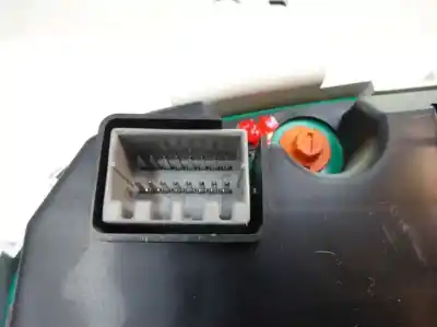 Peça sobressalente para automóvel em segunda mão quadrante por kia ceed 1.6 cat referências oem iam 94003-1h011  2009