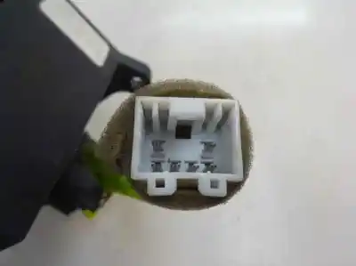 Second-hand car spare part accelerator pedal for ssangyong rexton 2.7 turbodiesel cat (euro 4) oem iam references 82190-08500  2006
