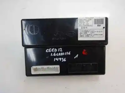 Peça sobressalente para automóvel em segunda mão caixa de fusíveis e relés por kia ceed (ed) 1.6 crdi 115 referências oem iam 95400-1h541