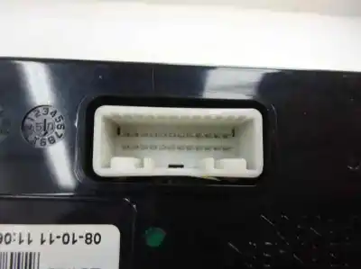 Second-hand car spare part multifunction display for kia ceed (ed) 1.6 crdi 115 oem iam references 95710-1h700  2012