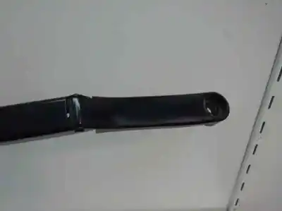 Second-hand car spare part front right windshield wiper arm for kia ceed (ed) 1.6 crdi 115 oem iam references   2012