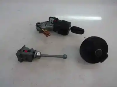 Pezzo di ricambio per auto di seconda mano  per PEUGEOT 208  Riferimenti OEM IAM   2017