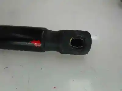 Second-hand car spare part tailgate gas strut for renault kadjar 1.6 dci diesel fap energy oem iam references   2016