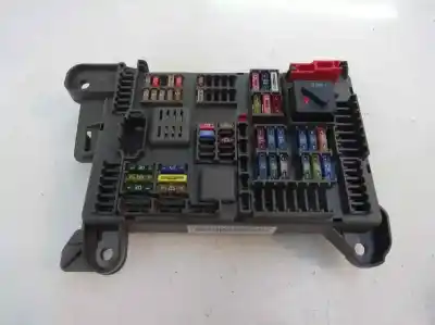 Pezzo di ricambio per auto di seconda mano scatola relè/fusibili per bmw x6 (e71) 3.5d riferimenti oem iam 64633011 04 01 01