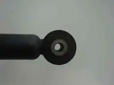Second-hand car spare part right rear shock absorber for renault twingo ii (cn0_) 1.5 dci 75 oem iam references   2014
