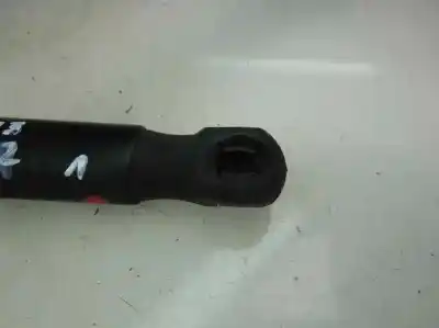 Second-hand car spare part tailgate gas strut for dacia duster laureate 4x2 oem iam references   2013