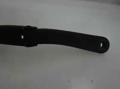 Second-hand car spare part left front windshield wiper arm for dacia duster laureate 4x2 oem iam references   2013