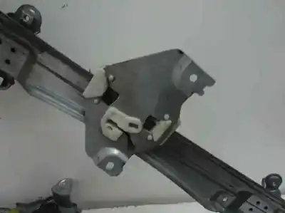 Автозапчасти б/у регулятор стекла переднего правого за renault twingo ii (cn0_) 1.5 dci 75 ссылки oem iam   2014