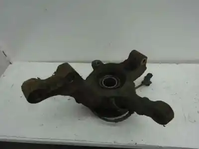 Second-hand car spare part front left knuckle for dacia sandero laureate oem iam references   2009