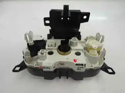 Peça sobressalente para automóvel em segunda mão comando de sofagem (chauffage / ar condicionado)  por mazda 2 lim. (de) 1.3 active referências oem iam   2009