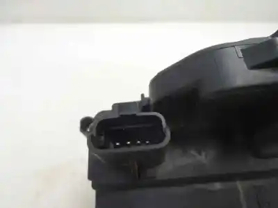 Second-hand car spare part left front door lock for renault clio iii 1.5 dci diesel cat 75 cv / 55 kw oem iam references   2012