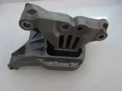 Second-hand car spare part engine support for peugeot 308 active oem iam references   2017